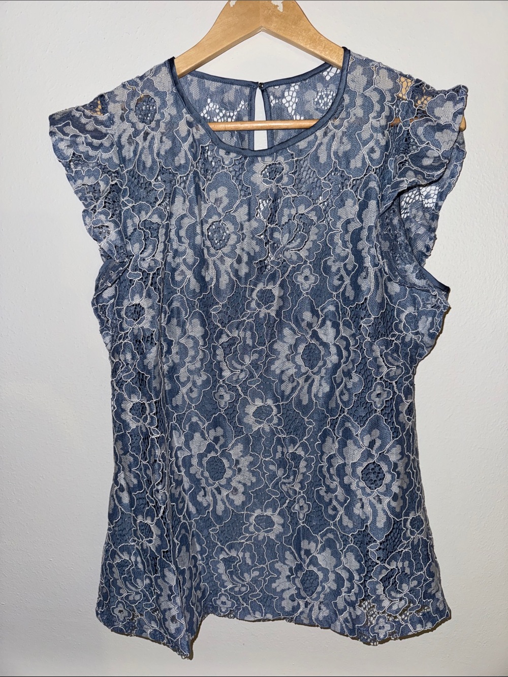 White House Black Market Blue Floral Lace Cap-Sleeve Blouse